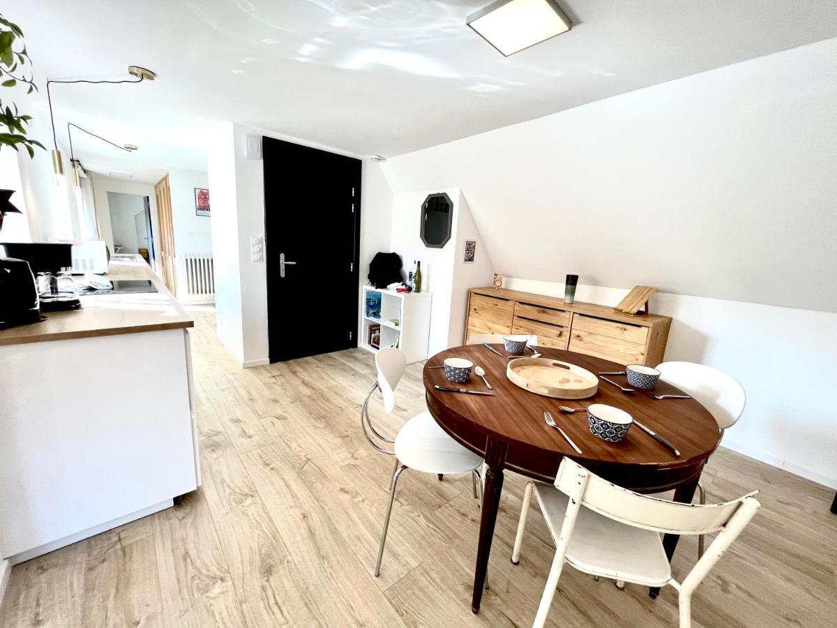 Sous Les Toits Avec Garage Et Terrasse A Ribeauville Bagian luar foto